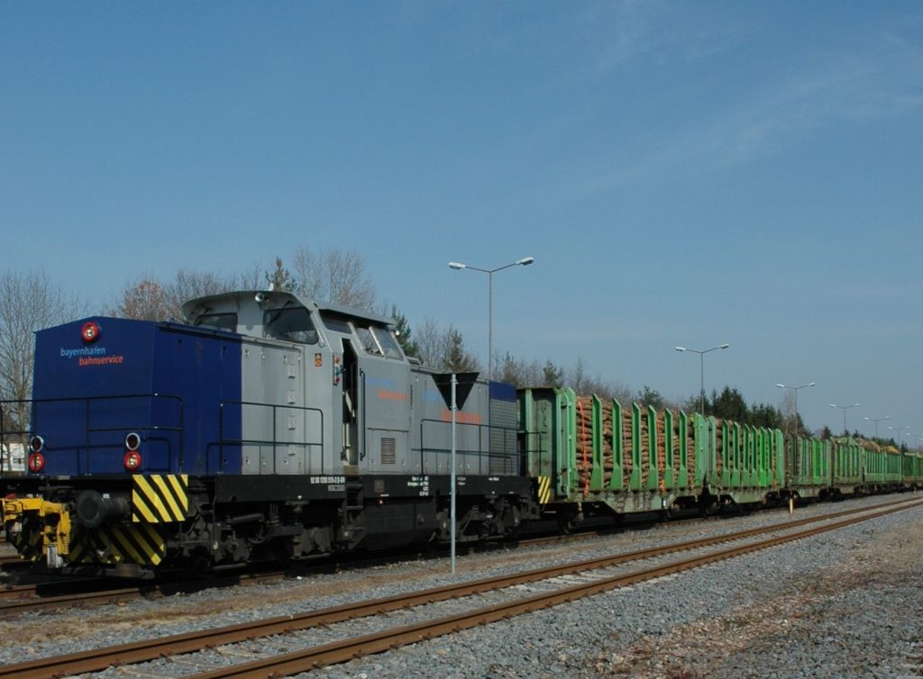 Holzzug bayernhafen Aschaffenburg