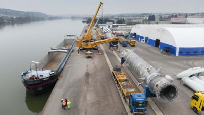 Umschlag Schwergut Mobilkran bayernhafen Passau