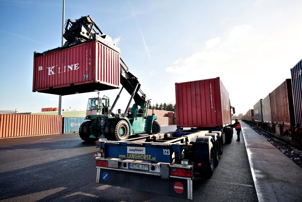 Reachstacker Container baymodal bayernhafen Bamberg