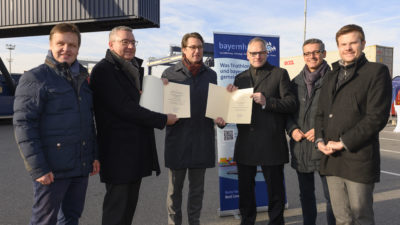 Übergabe Förderbescheid bayernhafne Nürnberg Bundesverkehrsminister Andreas Scheuer