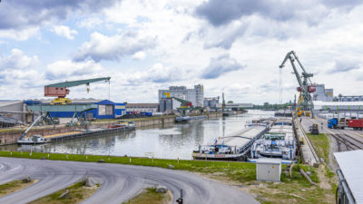 Hafenbetrieb im bayernhafen Regensburg (Osthafen)