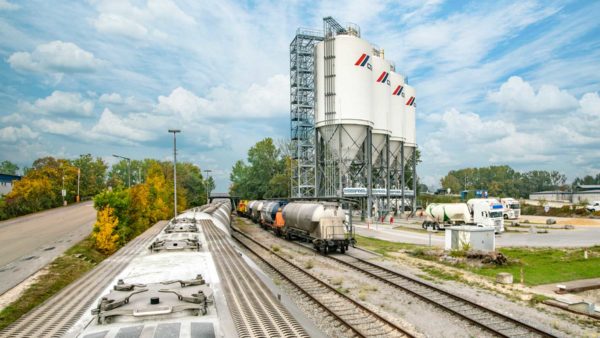 Cemex Silo Osthafen bayernhafen Regensburg