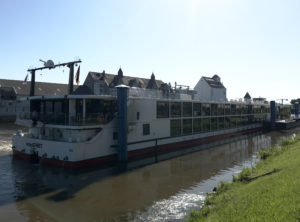 NickoSpirit Flußkreuzfahrtschiff im bayernhafen Bamberg