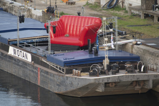 Nachtaufnahme Theater Regensburg im Westhafen