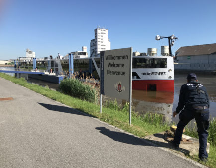 Flusskreuzfahrtschiff bayernhafen Bamberg Nickospirit